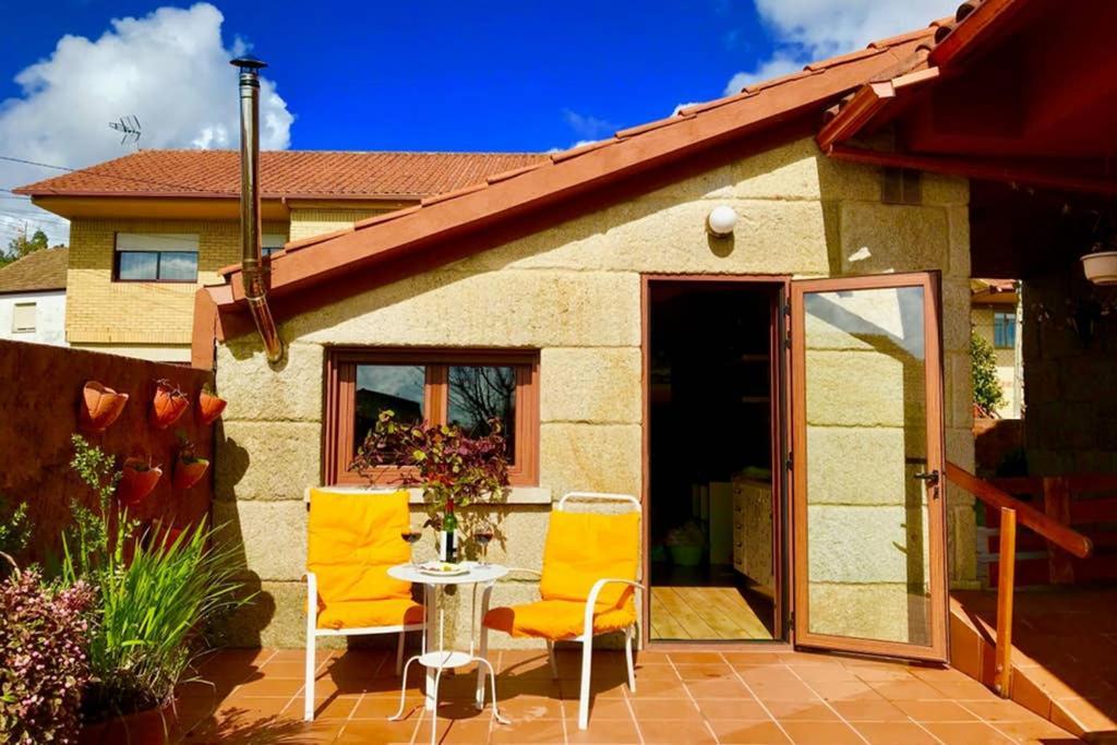 Tranquila Casita De Invitados En Vigo Con Chimenea Exterior foto